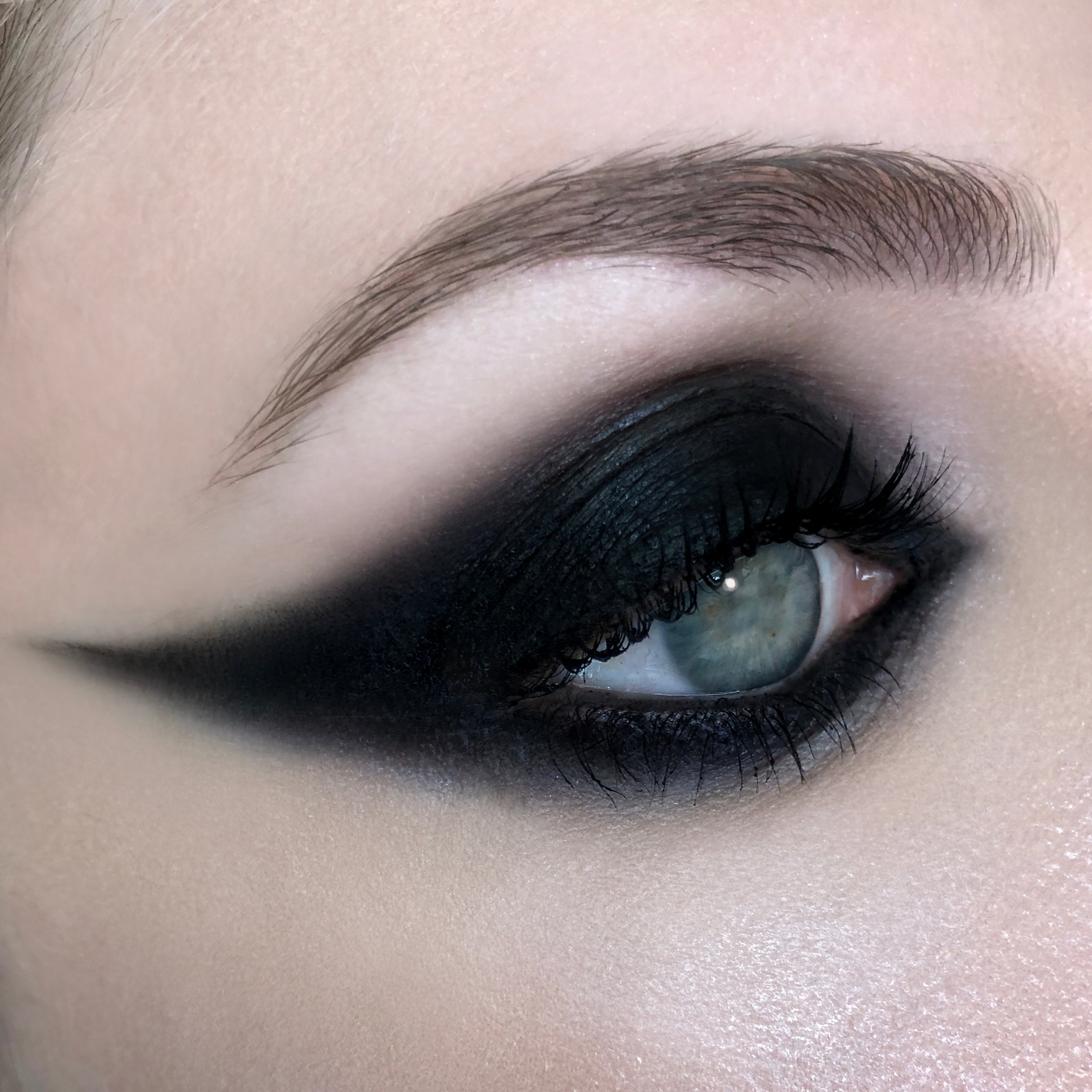 The Black Orb Seance: 3 to Share | Color Set - Rituel de Fille